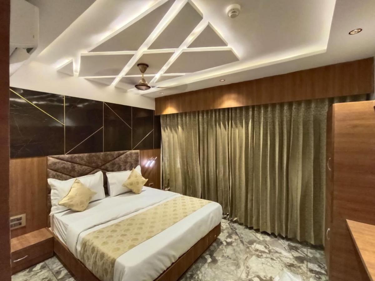 Hotel Prime Villa Gurukul 阿穆达巴 外观 照片